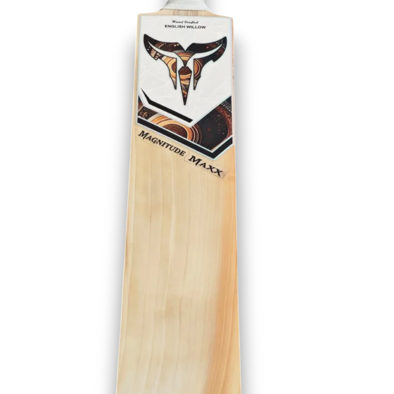 Magnitude Maxx bat