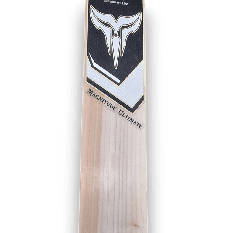 Magnitude Ultimate Cricket Bat